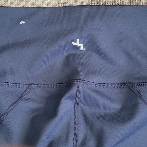 NWOT- 3 Flower Power 3 Pack leggings - Picture 6 of 14